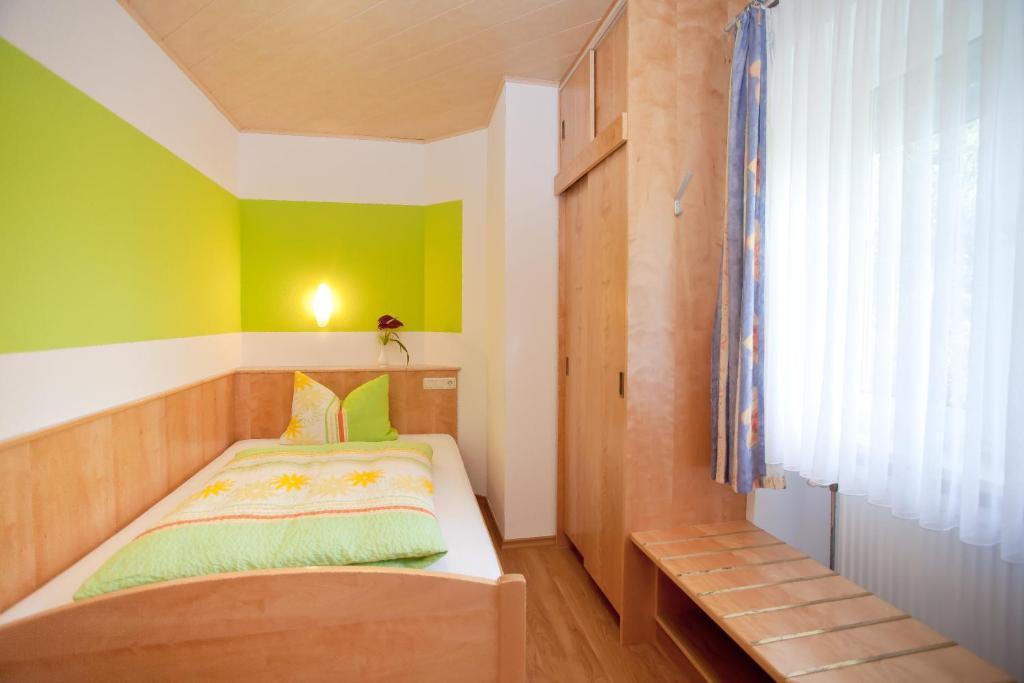 Landgasthof Am Sonnenhang Vohenstrauss Room photo